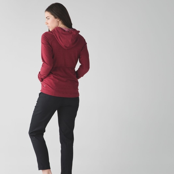 🕸️Lululemon Take Ten Hoodie in Rosewood - Picture 5 of 16